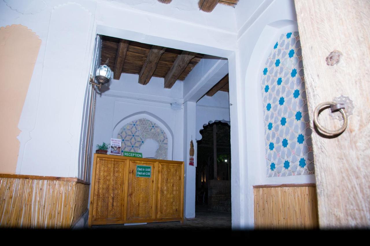 Hovli Poyon Hotel Бухара Екстериор снимка