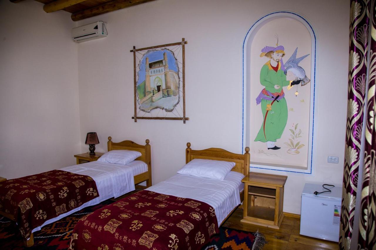 Hovli Poyon Hotel Бухара Екстериор снимка