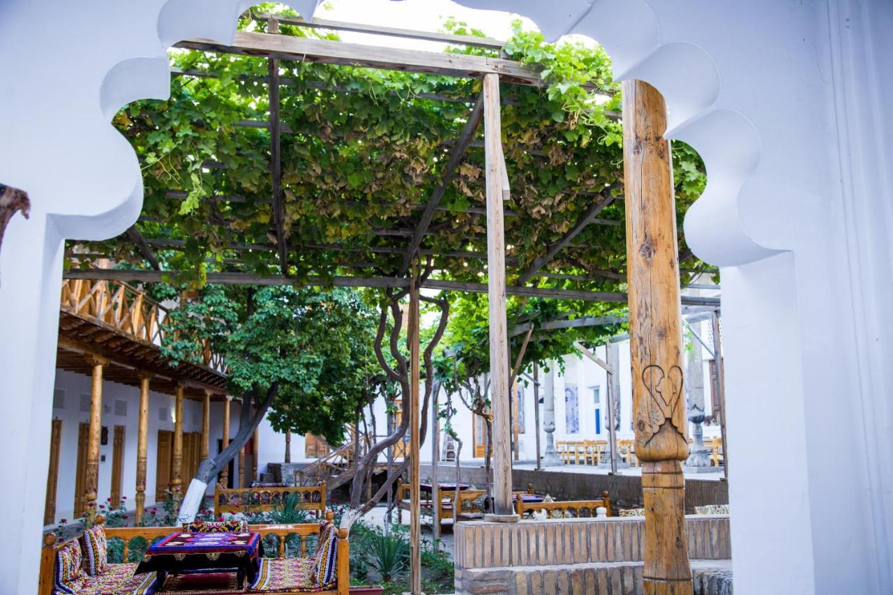 Hovli Poyon Hotel Бухара Екстериор снимка