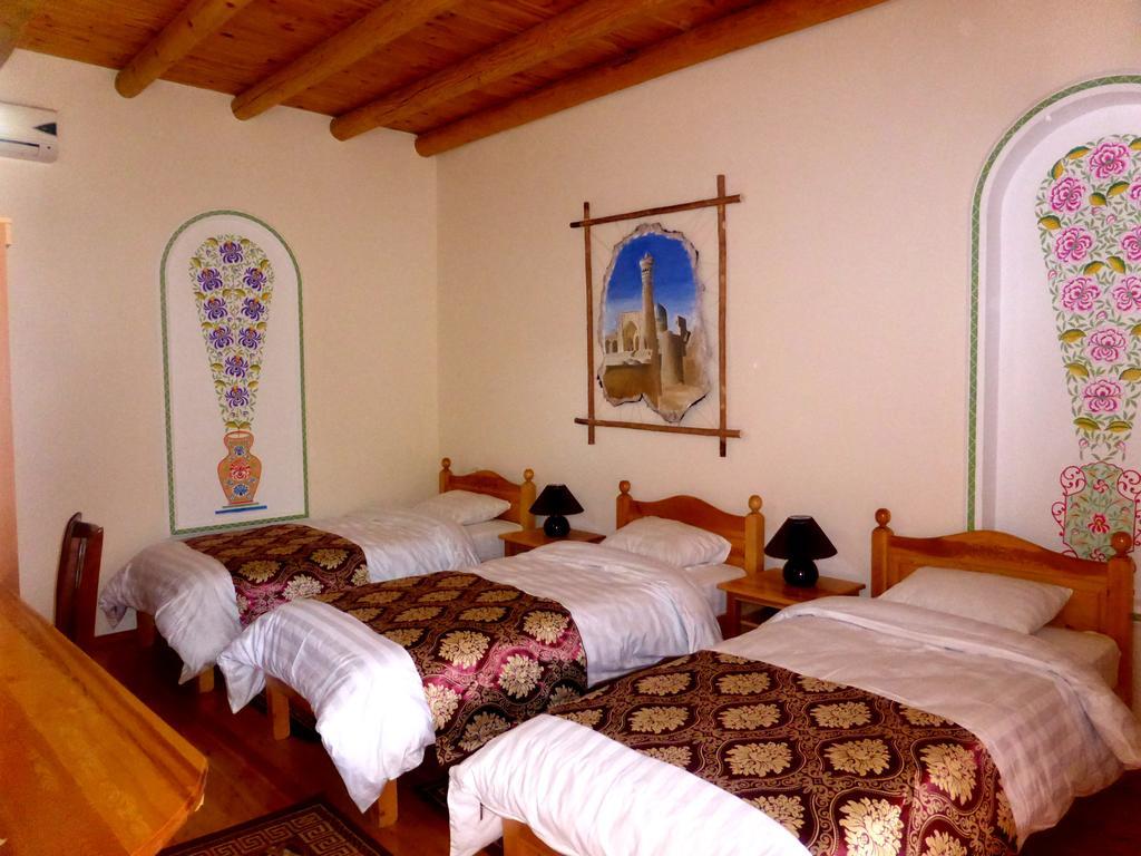 Hovli Poyon Hotel Бухара Екстериор снимка
